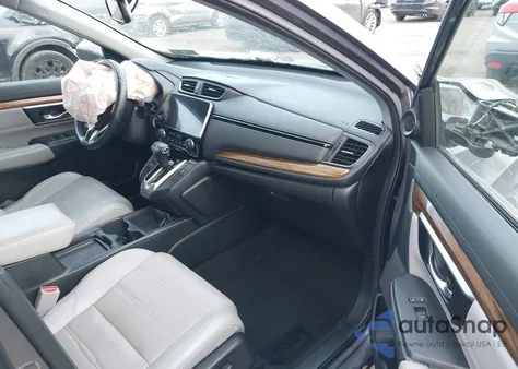 2017 Honda Cr-V Touring z USA, uszkodzony, nr VIN 2HKRW2H97HH681633